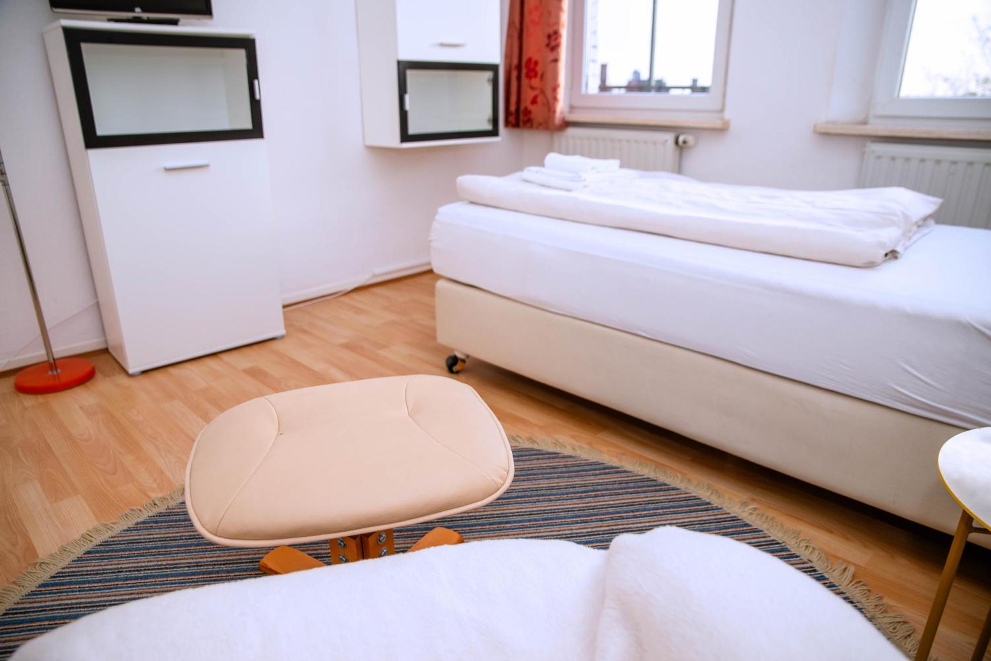 โรเทนแบร์เกอร์ เพลาเอิน Hotel ภายนอก รูปภาพ