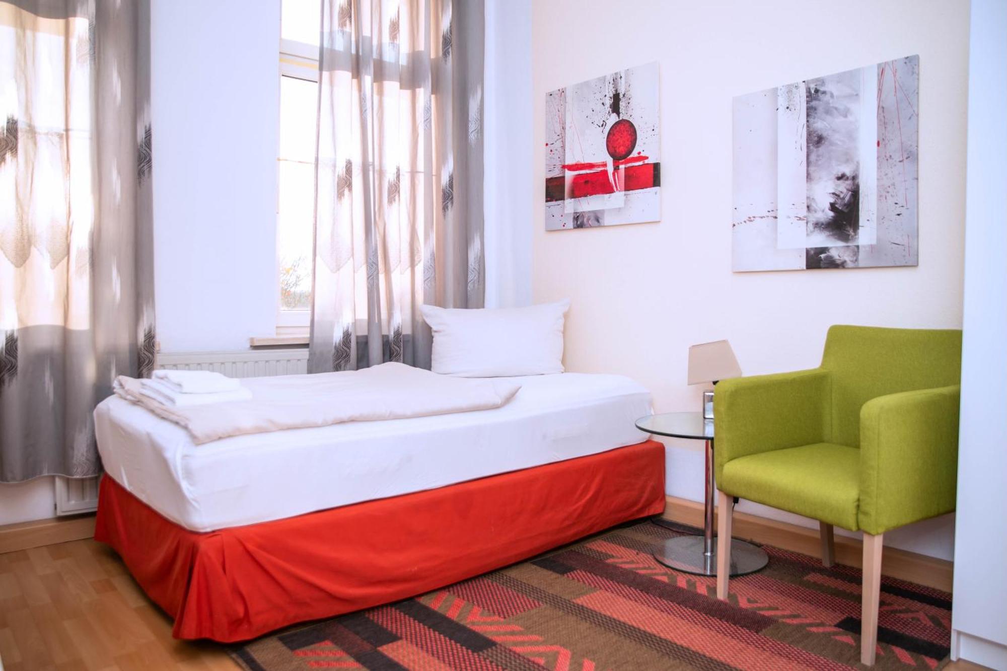 โรเทนแบร์เกอร์ เพลาเอิน Hotel ภายนอก รูปภาพ
